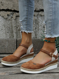 Selena | Orthopedic Wedge Sandals with Closed Toe and Ankle Strap